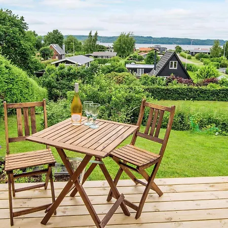 Pleasing Holiday In B Rkop With Terrace Сasa de vacaciones Egeskov (Syddanmark)